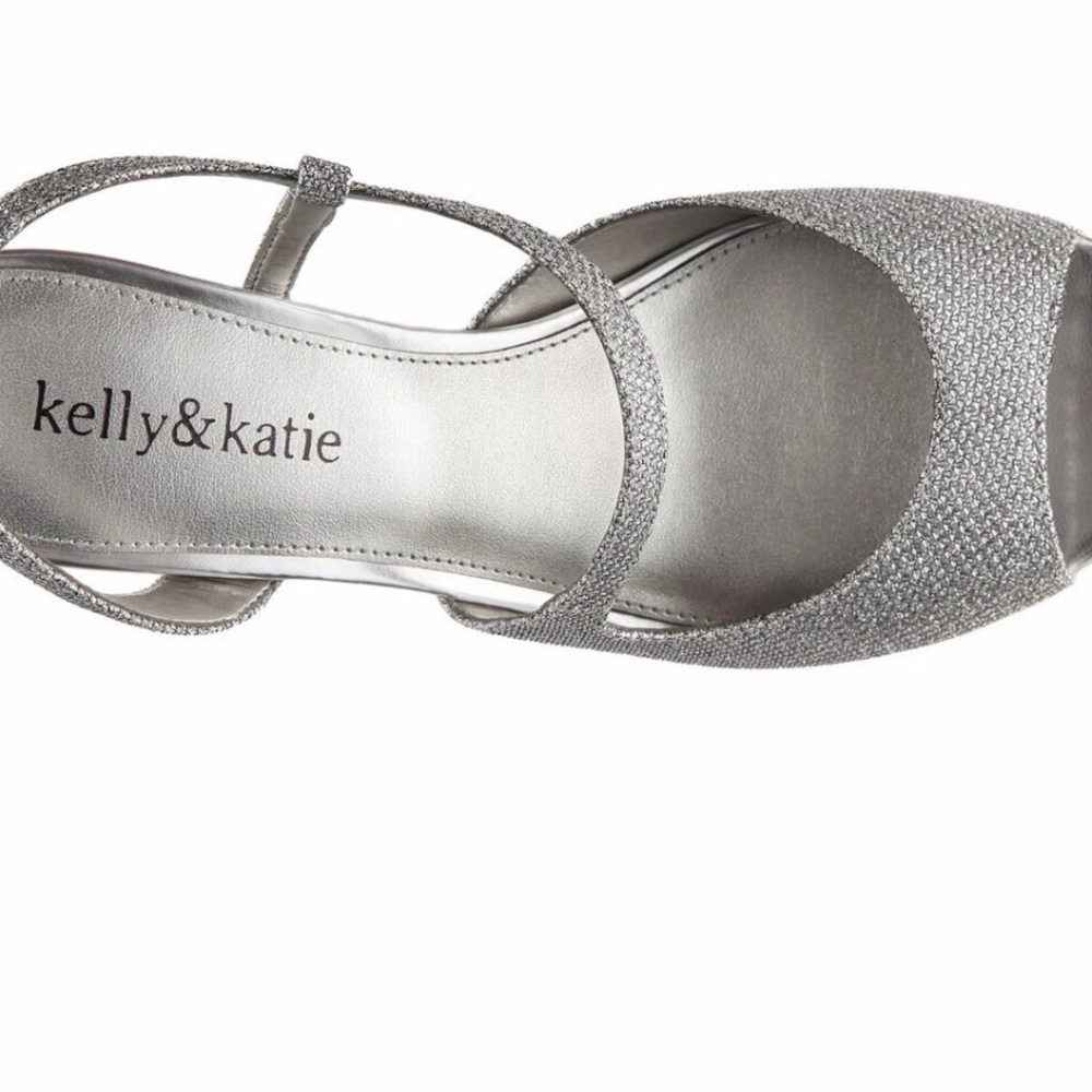 Kelly & Katie Shimmering silver Heels - Picture 6 of 8